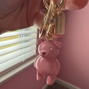 🧸 Coach pink bear keychain 🧸